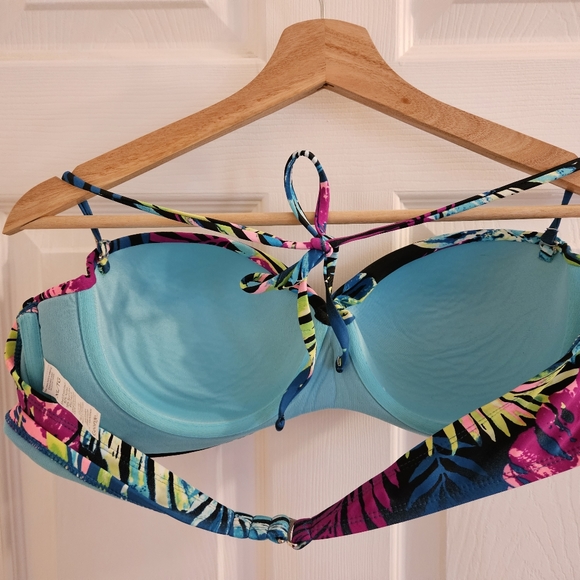 Gorgeous George Bikini Top - Picture 2 of 2